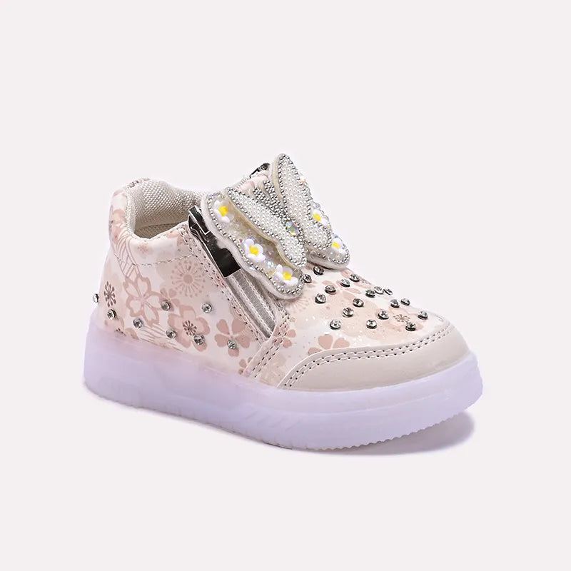 baby_fawn_sneaker_shoes_0740063_1.webp