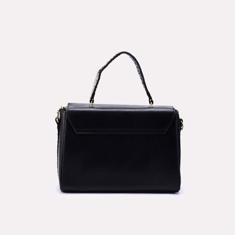 black_casual_shoulder_bags_0331406_2.webp