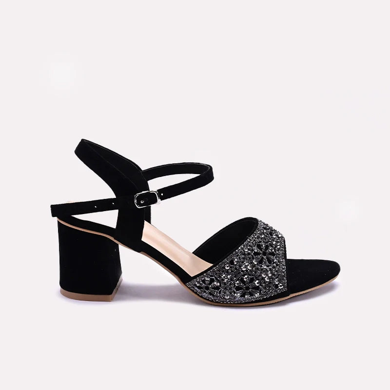 black_fancy_sandals_0421457_2.webp