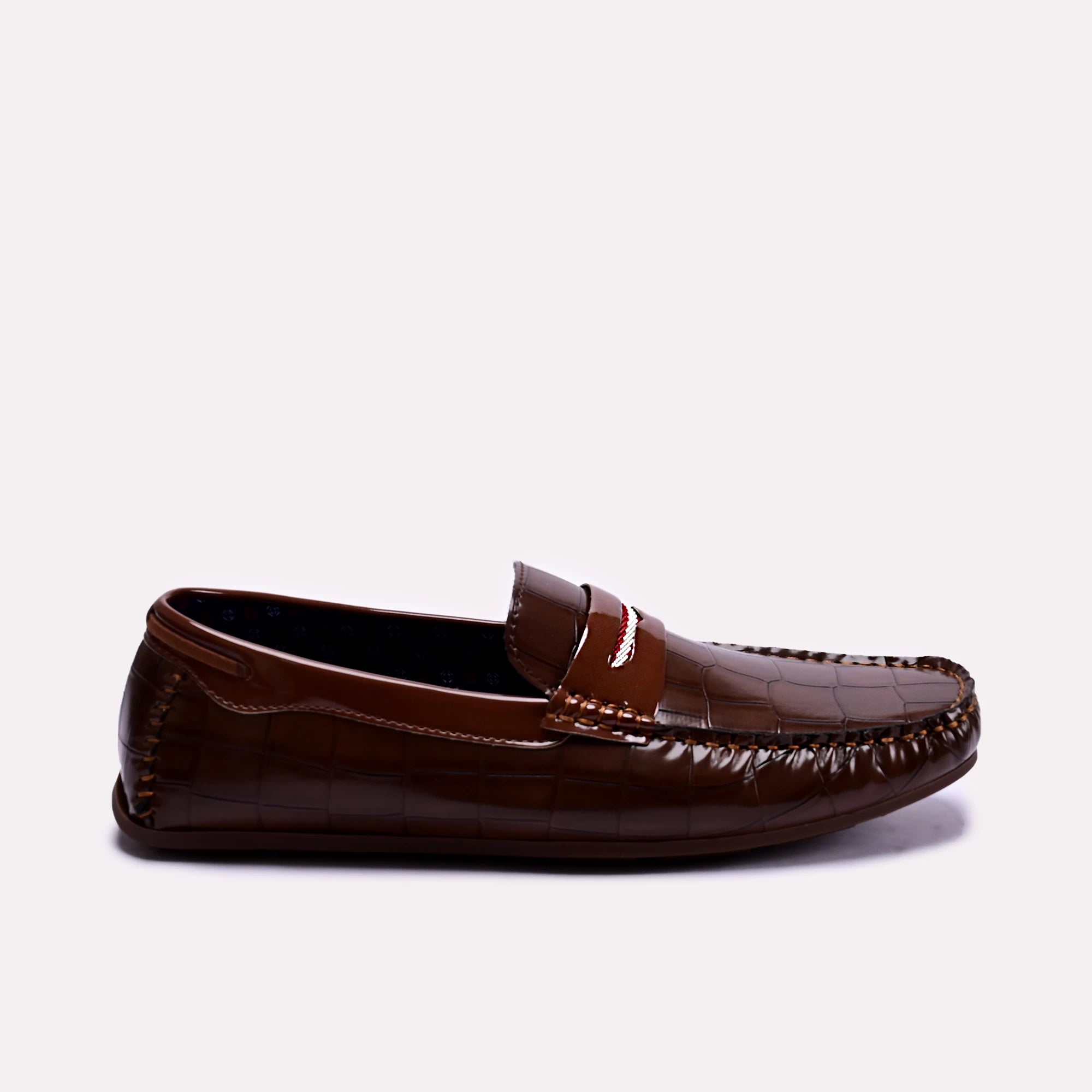 byers_brown_glossy_loafers_0130783_2.webp