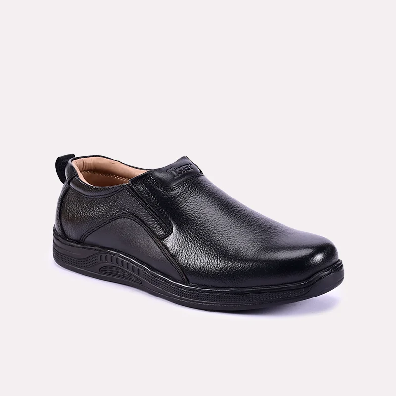 cooper_black_casual_shoes_0160451_1.webp