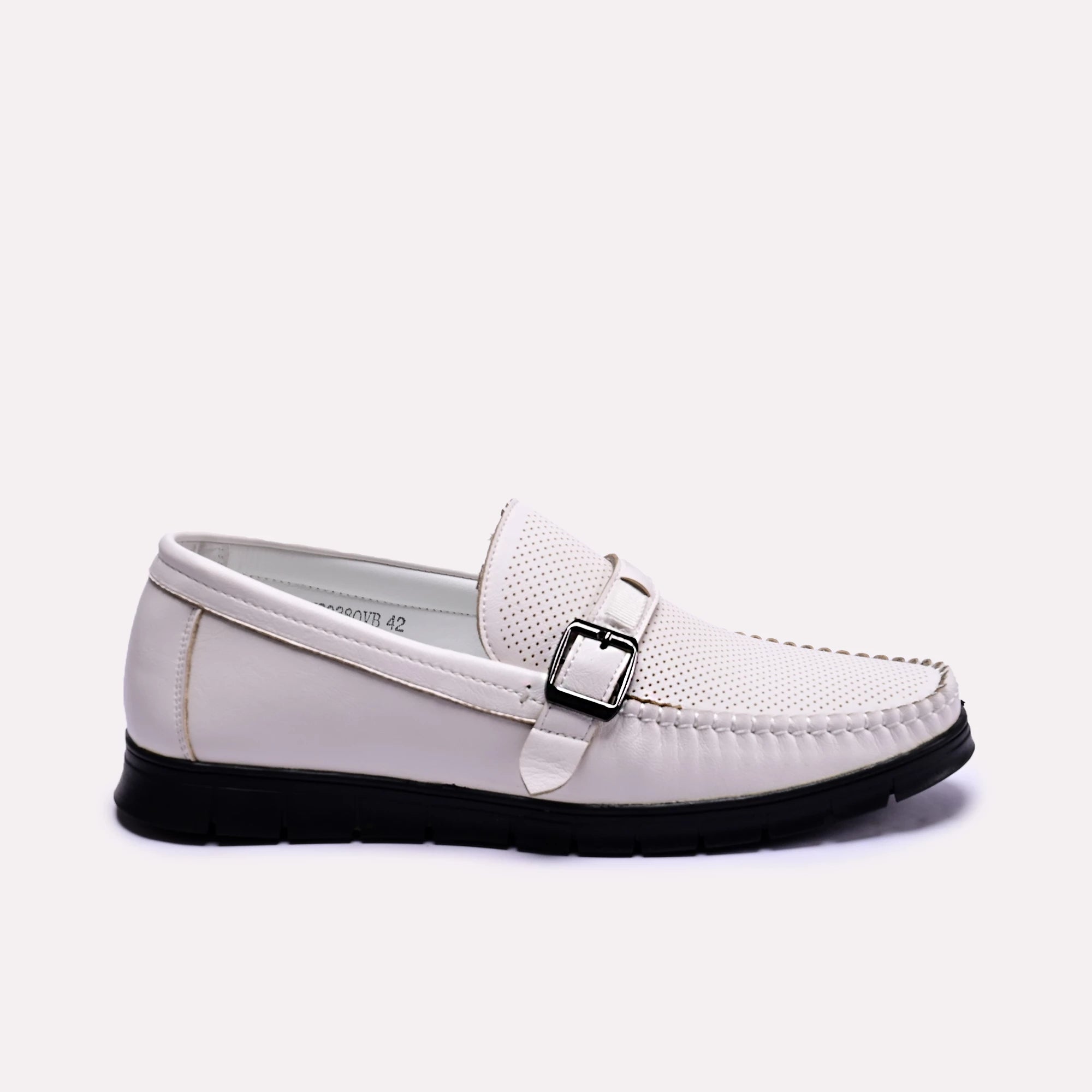 daniel_white_buckle_loafers_0130703_2.webp