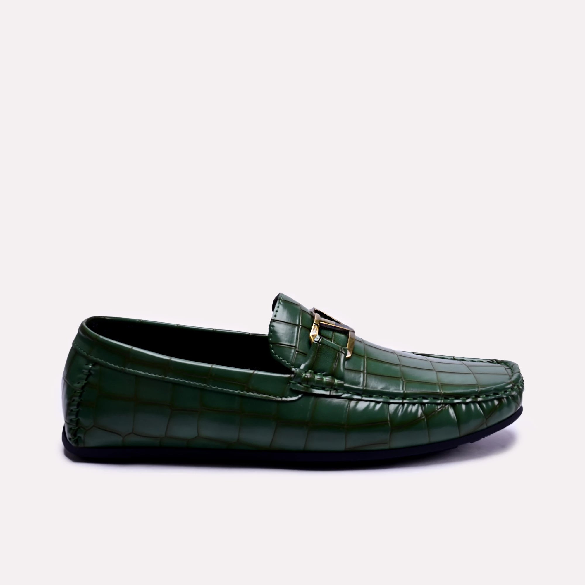 davis_green_textured_loafers_0130784_2.webp