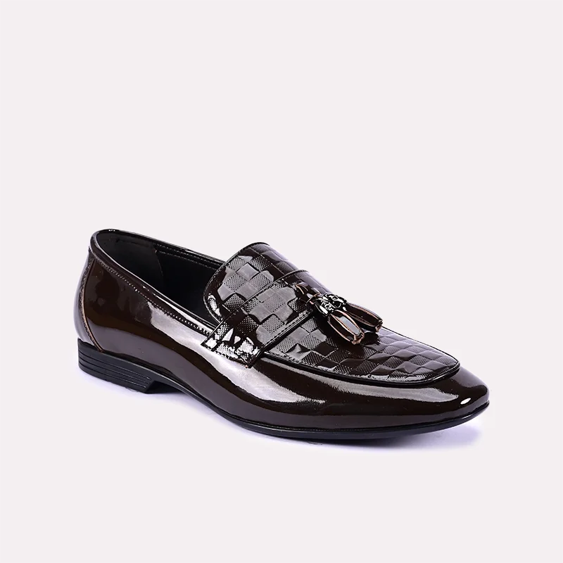 graham_brown_tassel_loafers_0130853_1.webp