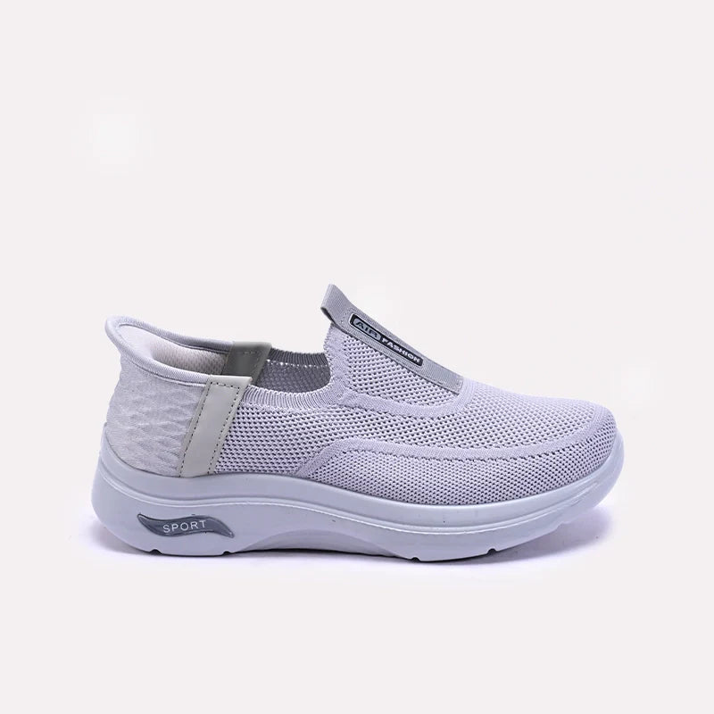 gray_comfy_sneakers_0440851_2.webp