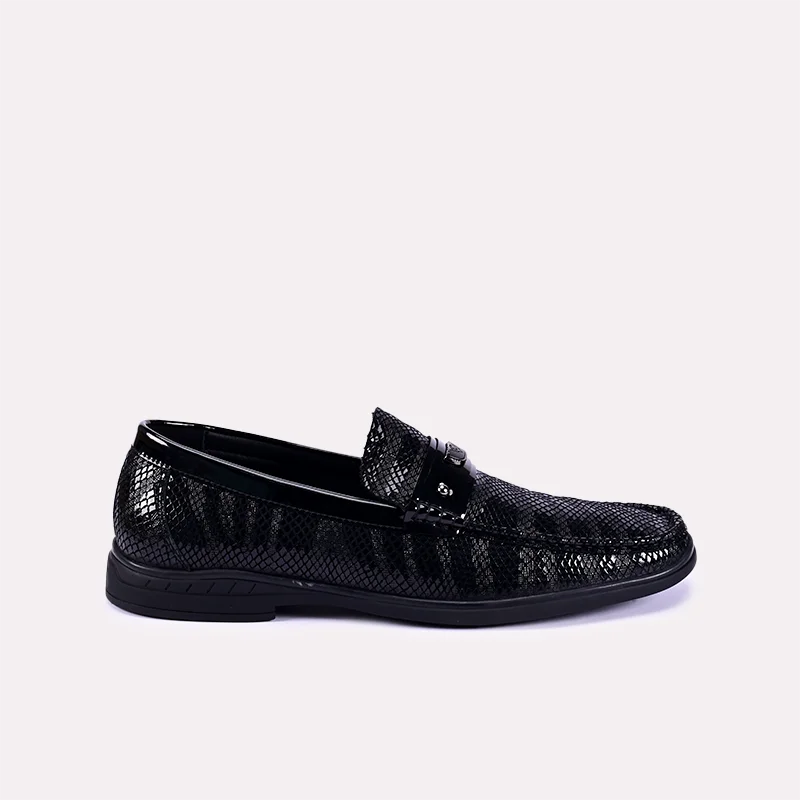 martin_black_loafers_0130847_2_11ed8ec5-4637-4abe-a7a1-7077218aac1b.webp