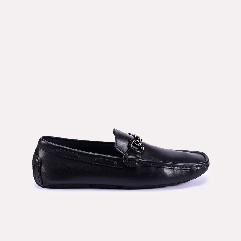 oscar_black_loafers_0130842_2_4a900e5e-4ef0-4e80-b61b-032dc8152ed4.webp