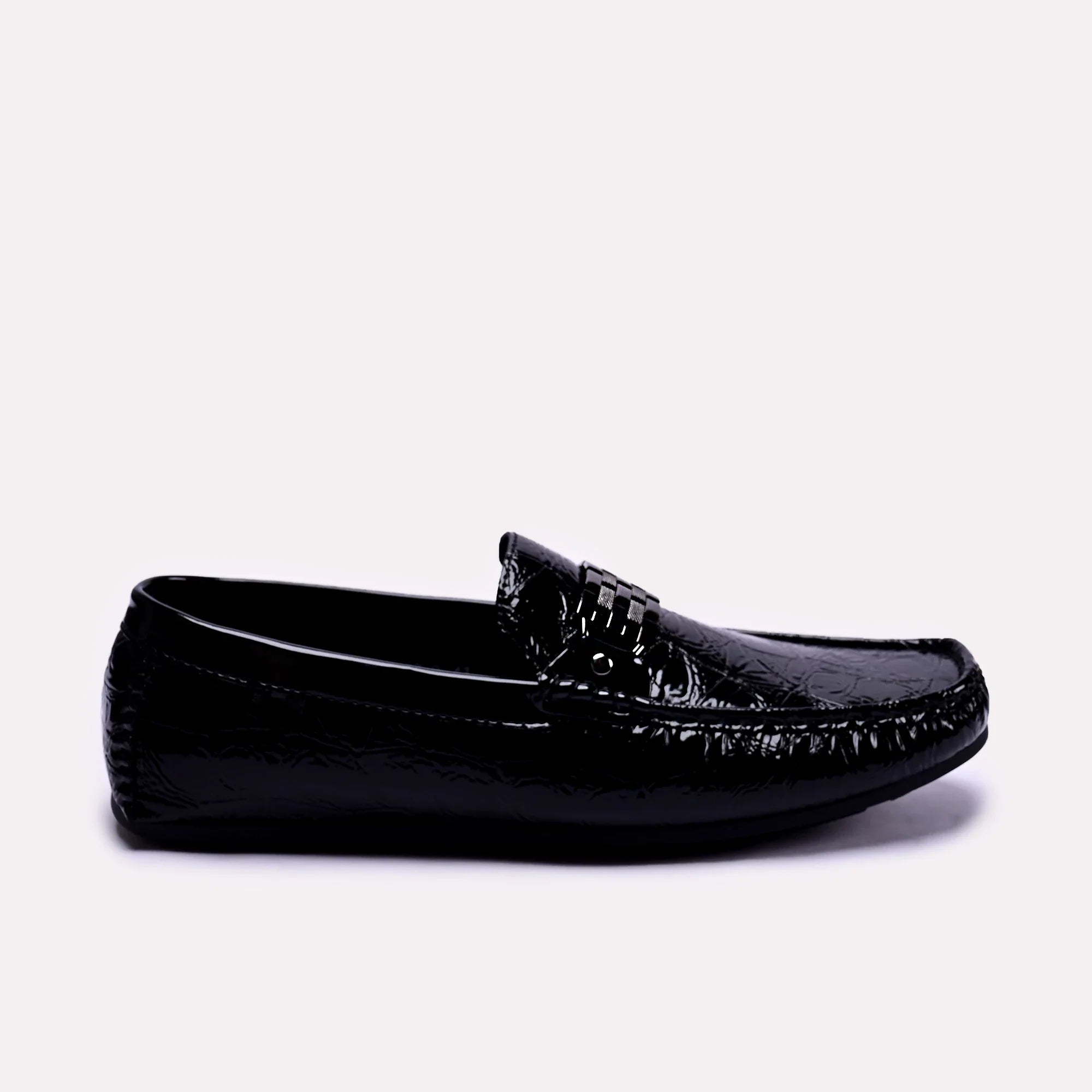 sean_brown_embossed_loafers_0130792_2_16b9dbd4-df34-4ff8-a3dc-d4486be85a06.webp