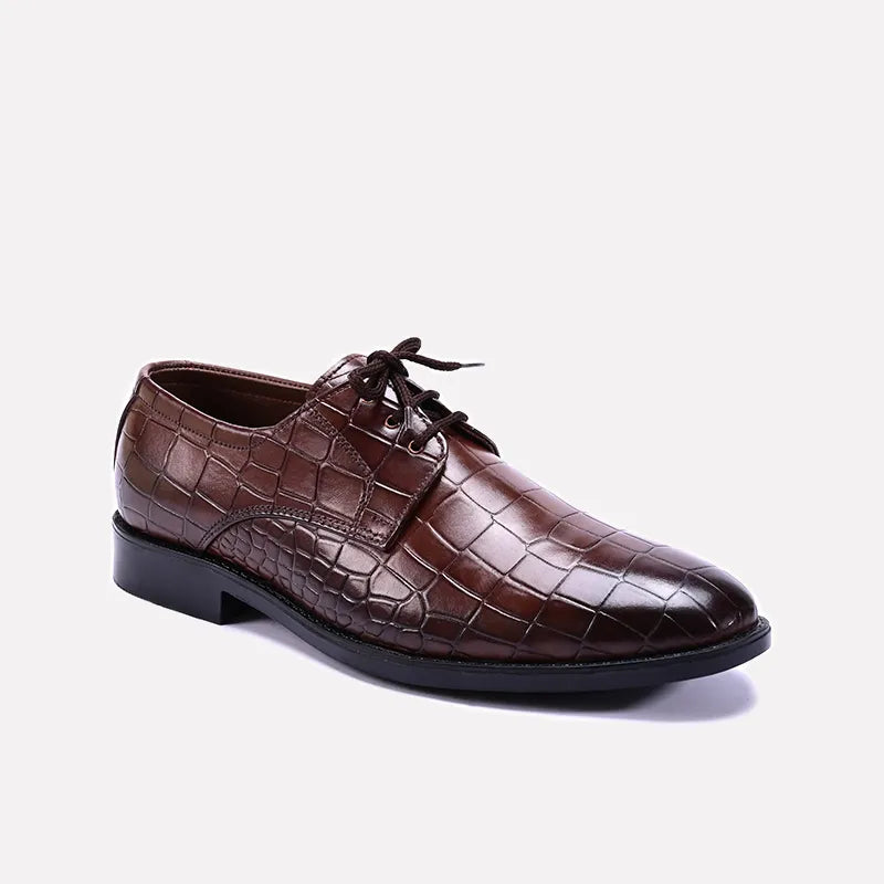 venerable_brown_textured_derby_shoes_0111096_1.webp