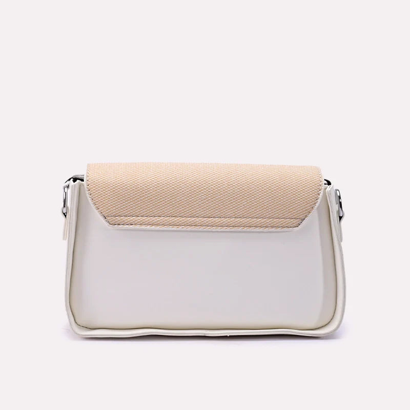 white_casual_hand_bags_0321983_2.webp