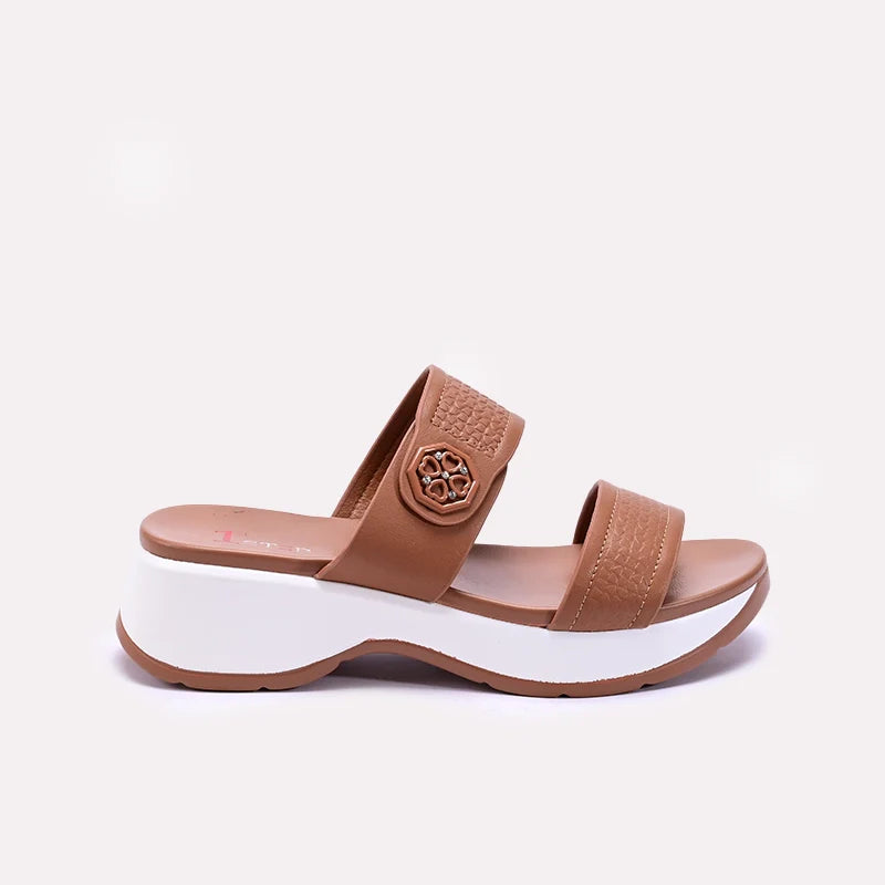womens_mustard_chunky_casual_slippers_0413320_2.webp