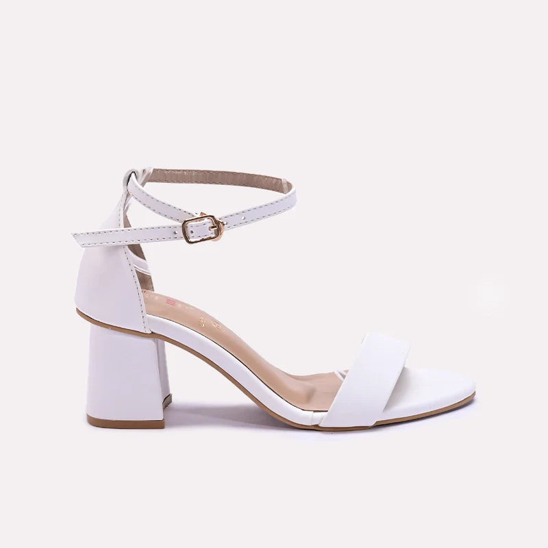 womens_white_casual_sandals_0421314_2.webp